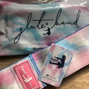 SuzueB Glute Band - NWT medium/heavy
